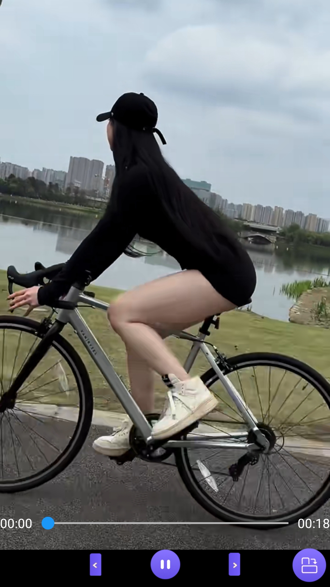 变身红颜祸水的小说截图